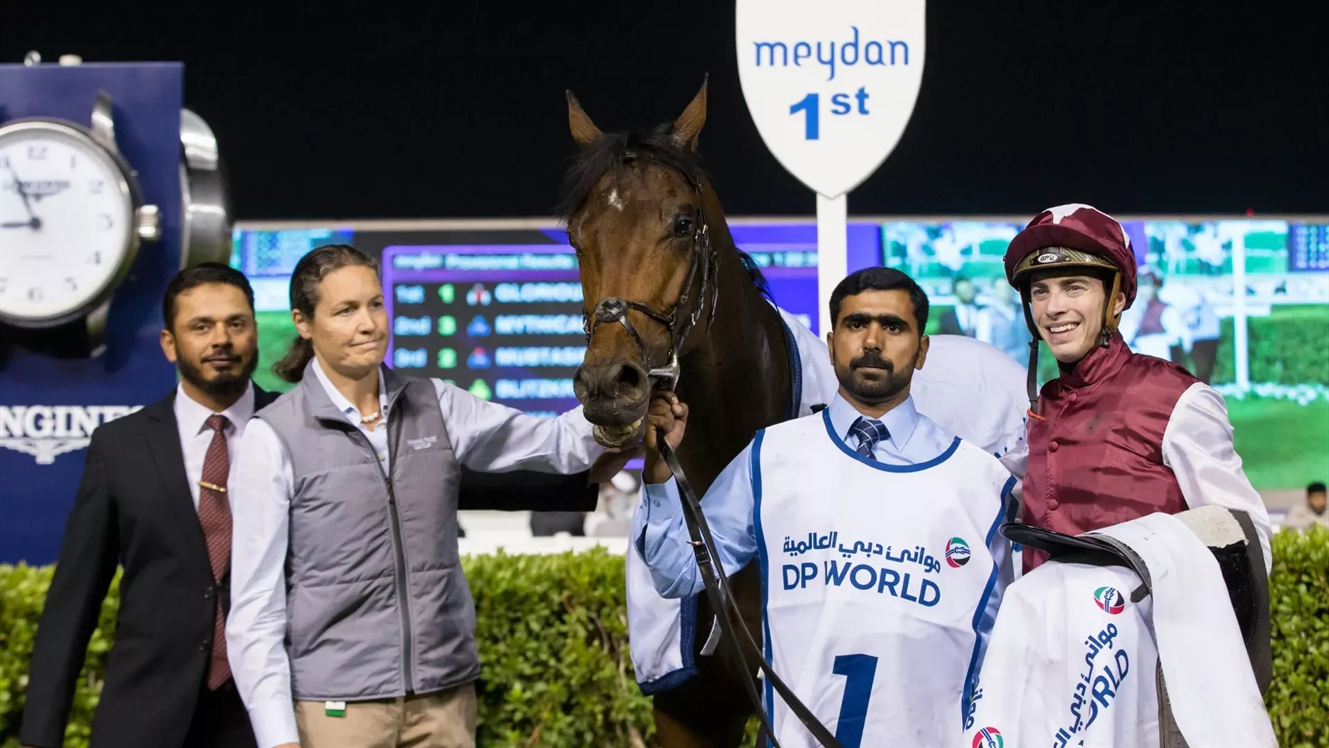 GLORIOUS JOURNEY: Dubai Racing Club// Erika Rasmussen