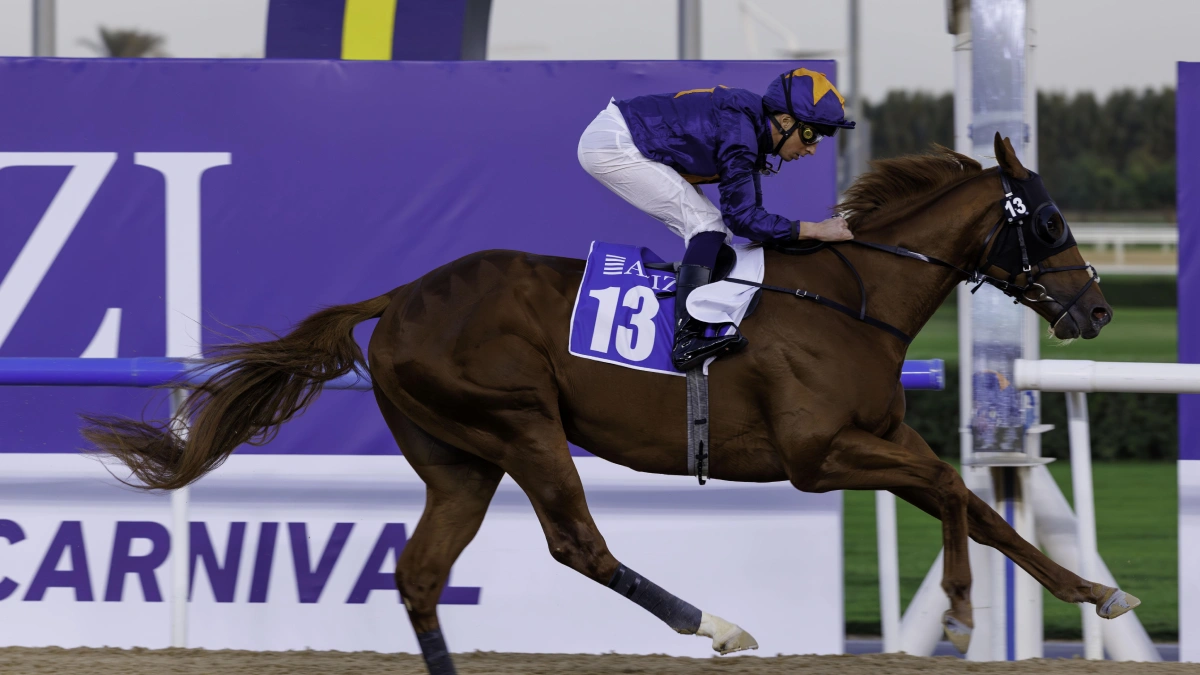 ROYAL FAVOUR (GB) (Simon & Ed Crisford-William Buick) wins Azizi Creek Views Race (5)