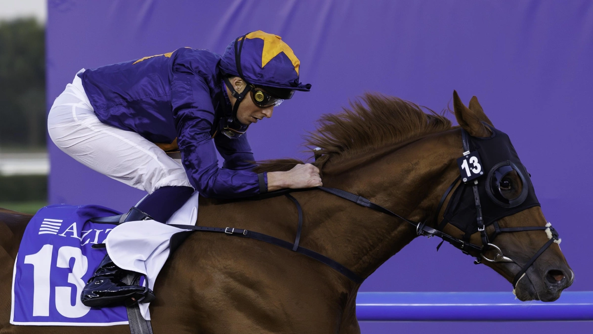 ROYAL FAVOUR (GB) (Simon & Ed Crisford-William Buick) wins Azizi Creek Views Race (6)_0