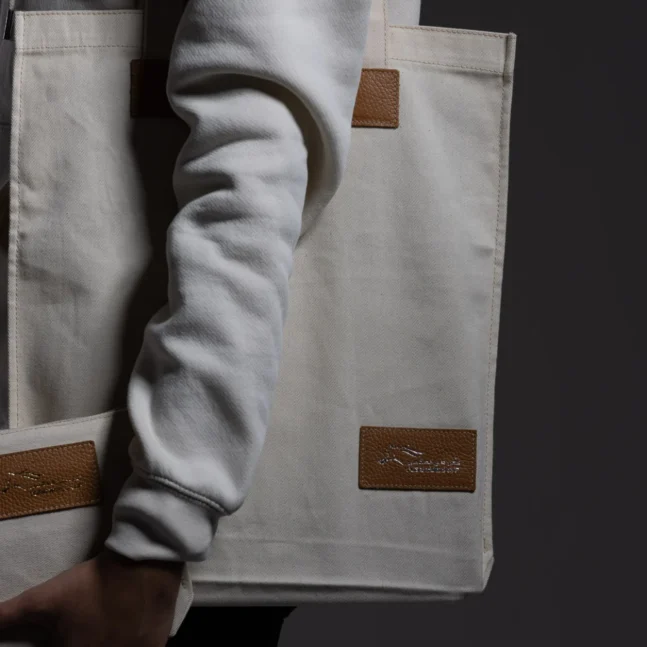 DWC2024 TOTE BAG - OFF WHITE